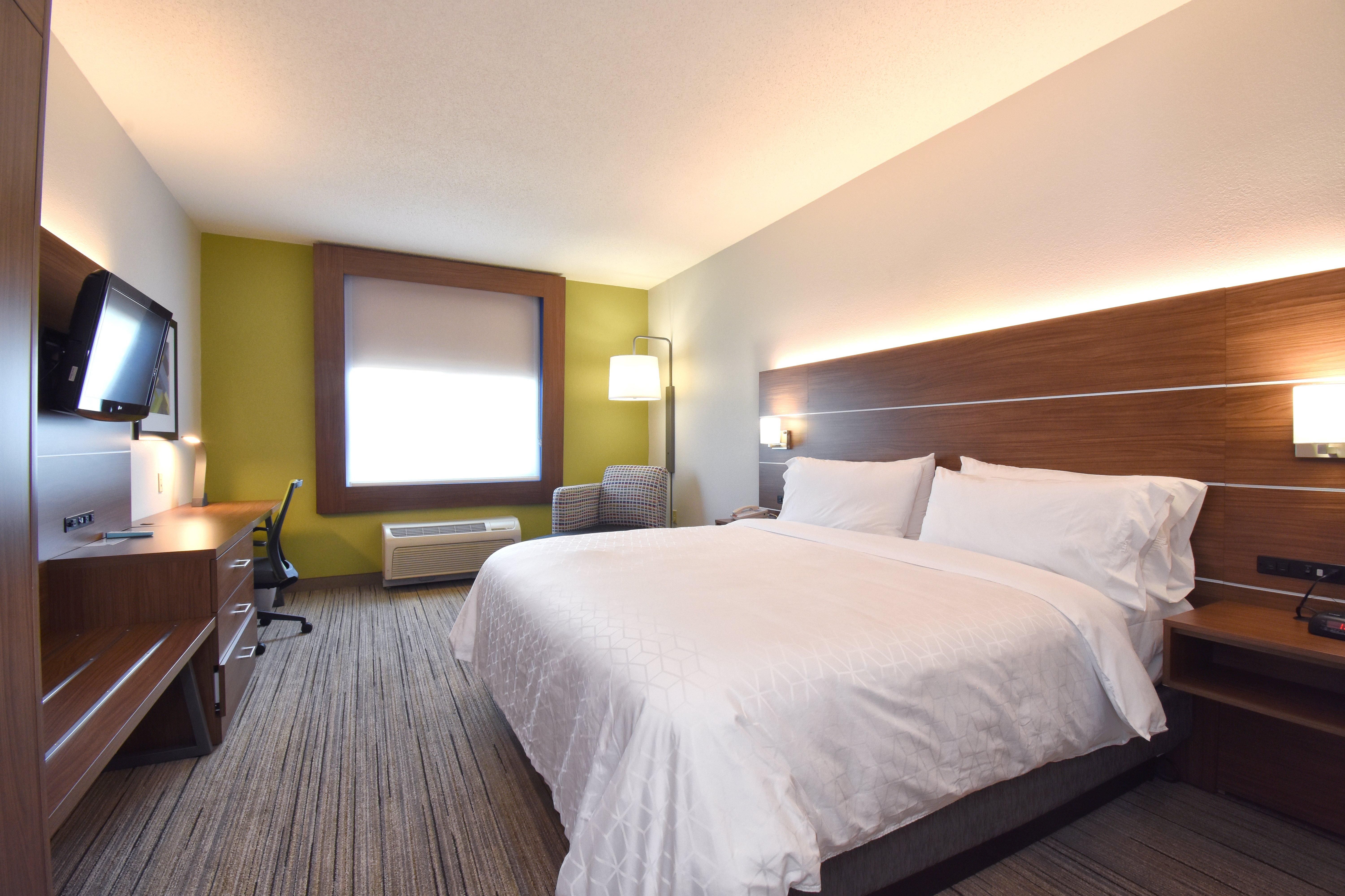 Holiday Inn Express & Suites Southern Pines-Pinehurst Area By Ihg Exterior photo