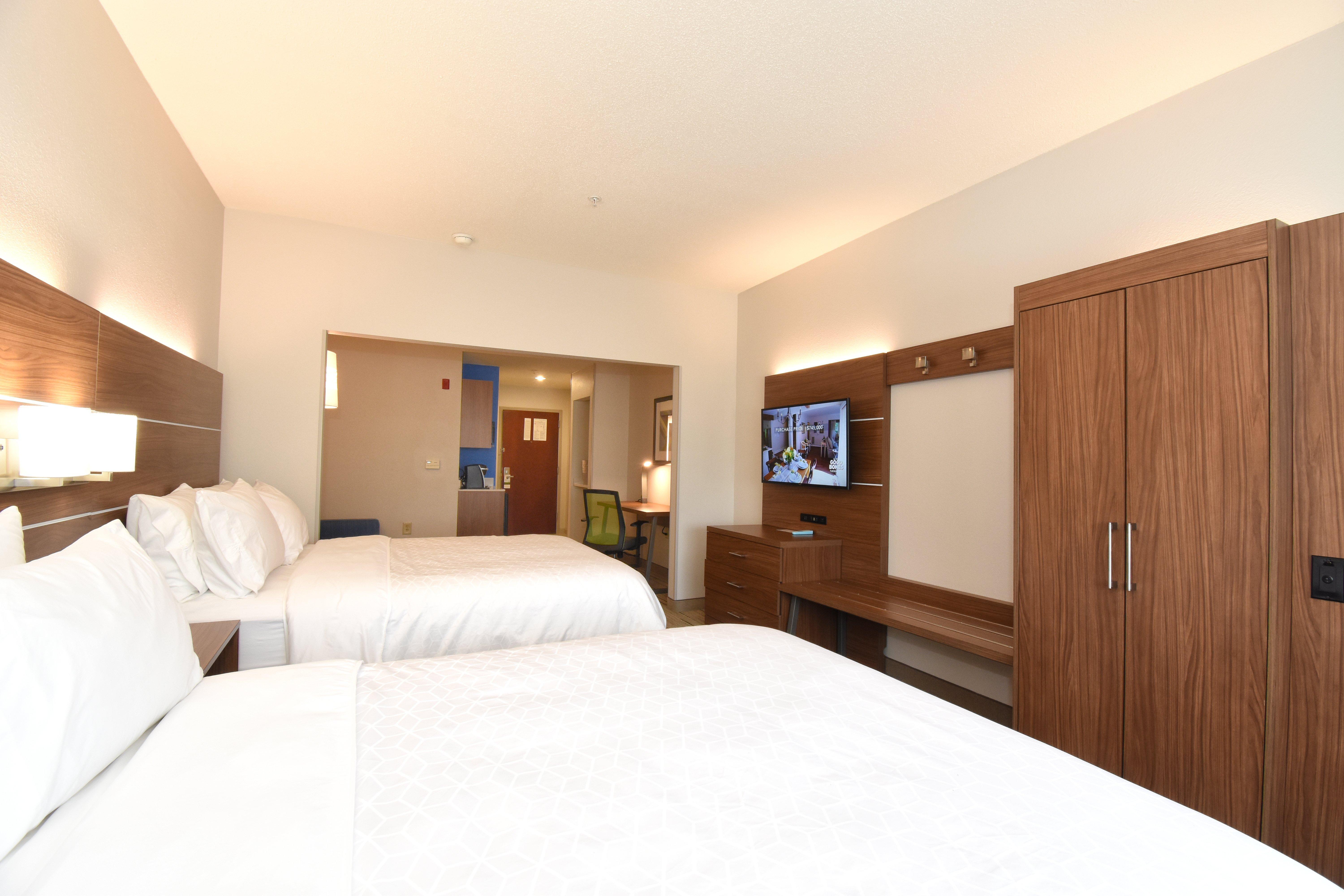 Holiday Inn Express & Suites Southern Pines-Pinehurst Area By Ihg Exterior photo